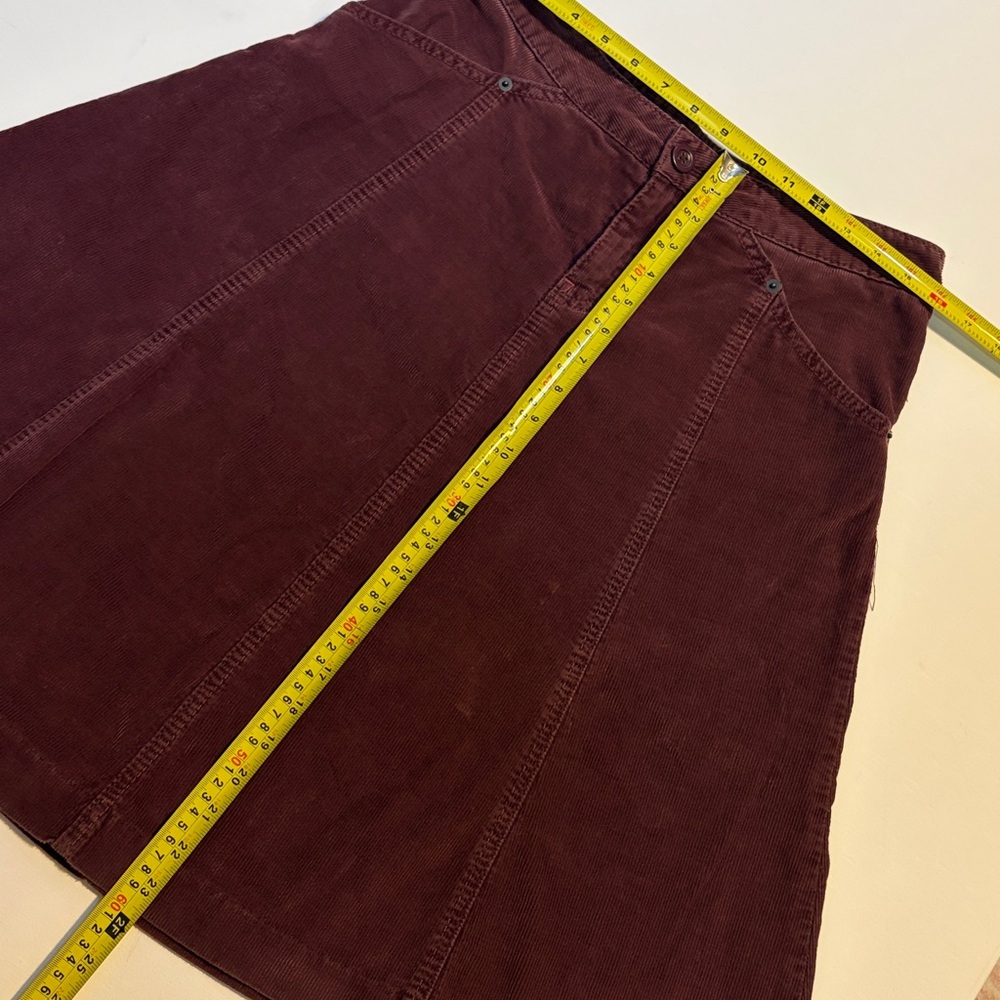 True Y2K vintage GAP corduroy, a- line skirt in plum, tag marked from 2004, EUC - Picture 9 of 9